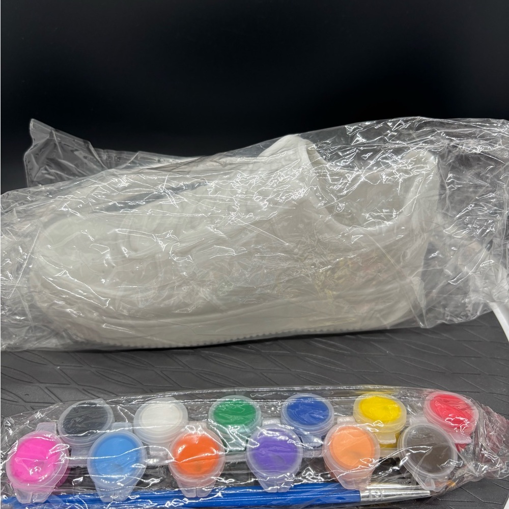Nike Inspired AF1 Acrylic Paint Kit - Picture 3 of 3